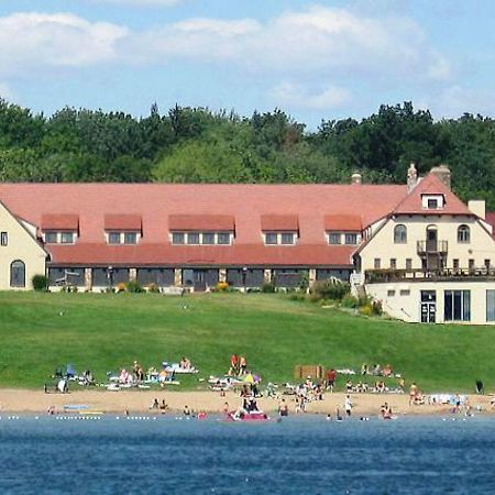 Potawatomi Inn & Cabins Angola Exteriör bild