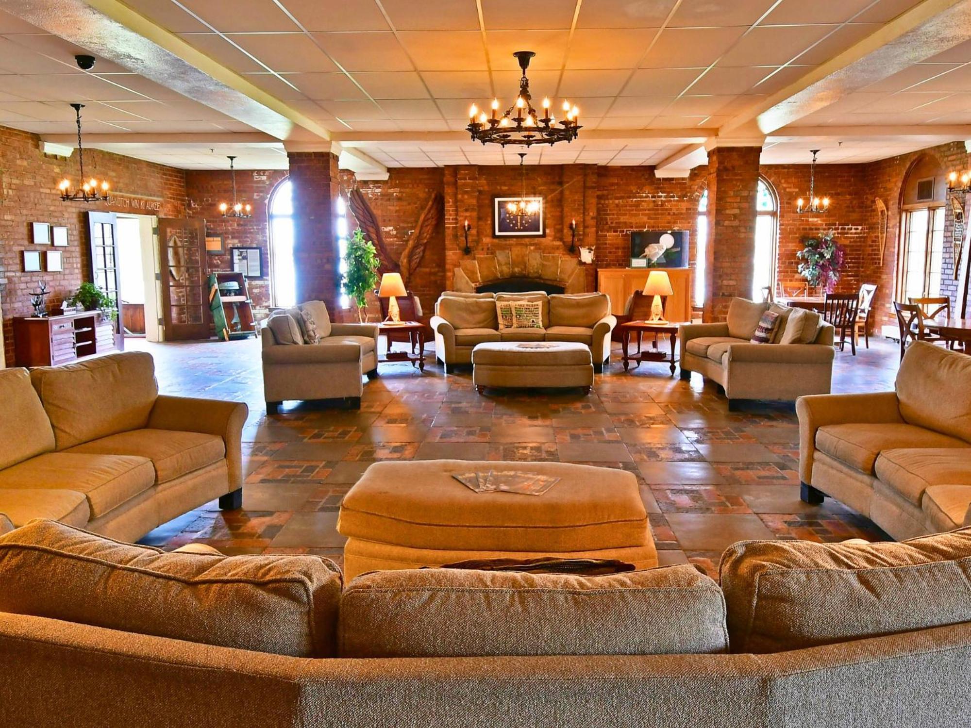 Potawatomi Inn & Cabins Angola Exteriör bild
